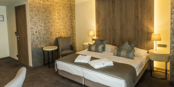 aquacity hotel seasons